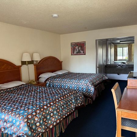 Fiesta Inn Los Angeles - เบลการ์เดนส์ ภายนอก รูปภาพ